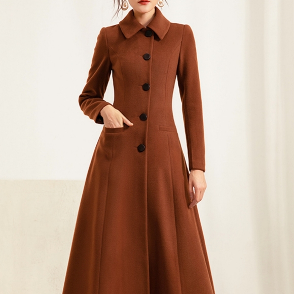 Meet your Posher, Nicole! - Picture 7 of 16